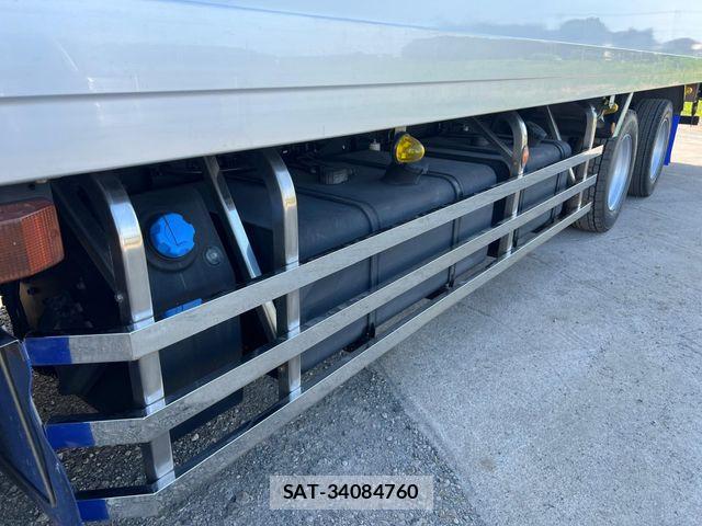 Nissan QUON 2021-06 8037826-25