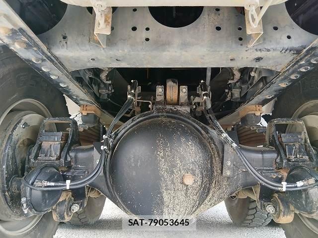 Nissan QUON 2008-12 8037827-22