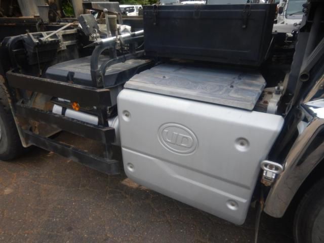 Nissan QUON 2018-08 8060607-25