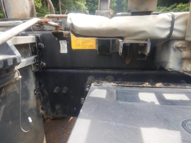 Nissan QUON 2018-08 8060607-27
