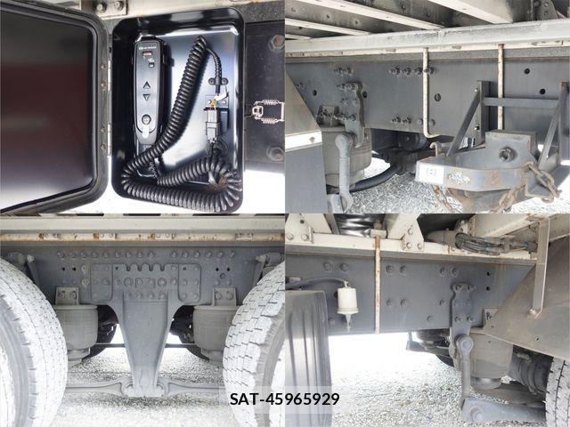 Nissan QUON 2018-01 8075248-17