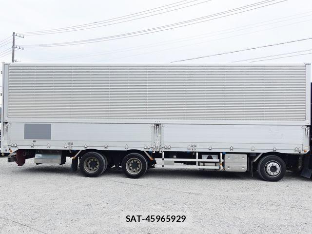 Nissan QUON 2018-01 8075248-3