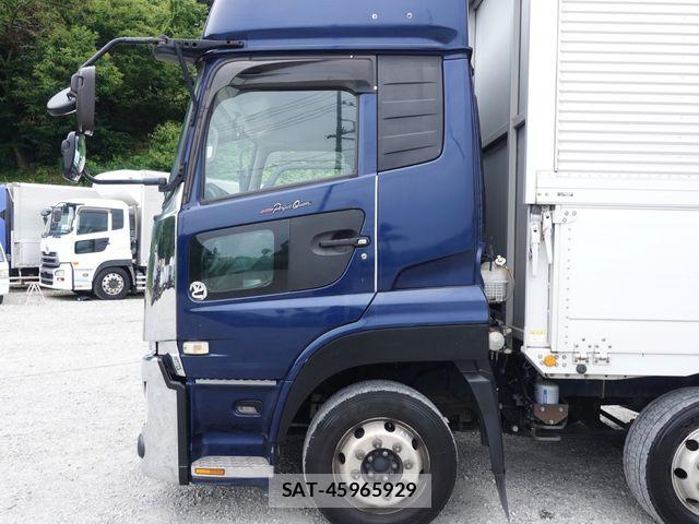 Nissan QUON 2018-01 8075248-8
