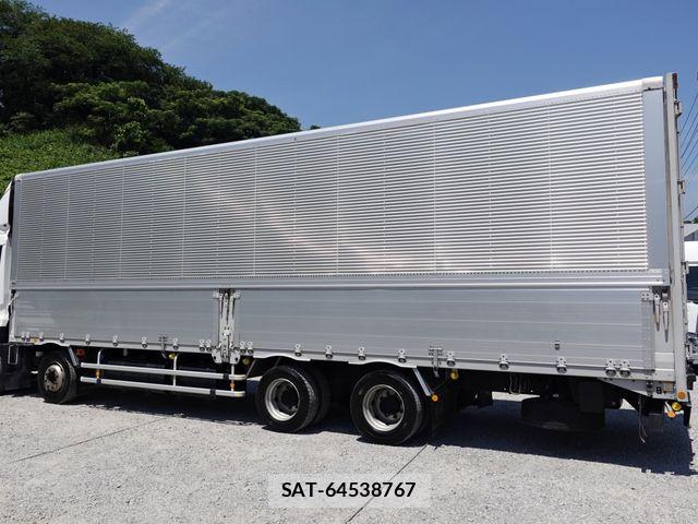 Nissan QUON 2019-06 8132012-6