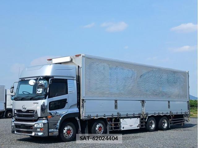 Nissan QUON 2017-05 8159083-0