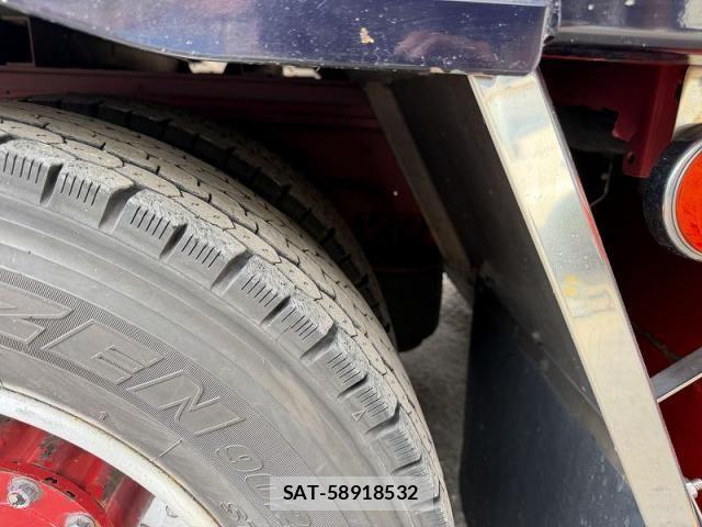 Nissan QUON 2014-03 8159074-24