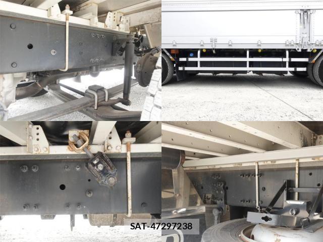 Nissan QUON 2018-10 8231435-14