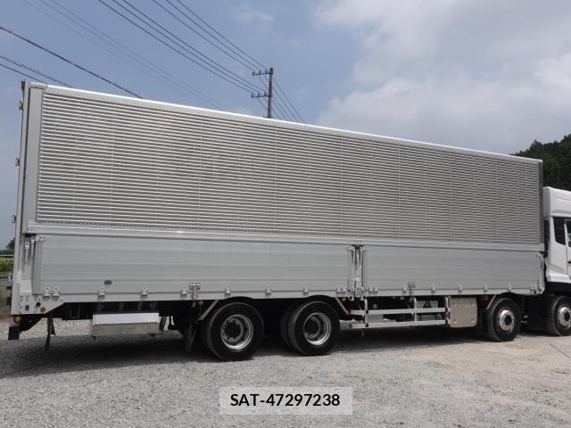 Nissan QUON 2018-10 8231435-4