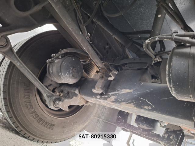 Nissan QUON 2021-08 8231431-11