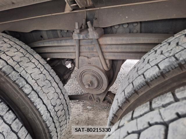 Nissan QUON 2021-08 8231431-19