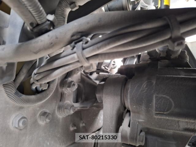 Nissan QUON 2021-08 8231431-27
