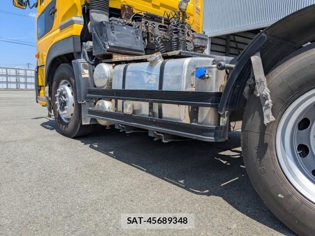 Nissan QUON 2016-09 8231444-9