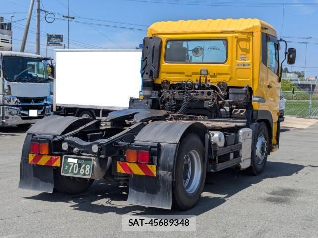 Nissan QUON 2016-09 8231444-3