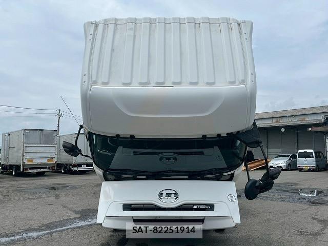 Nissan QUON 2017-03 8231442-2