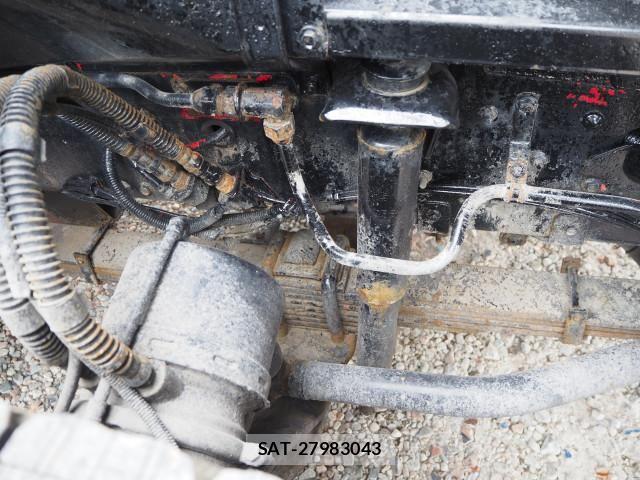Nissan QUON 2012-05 8231441-11