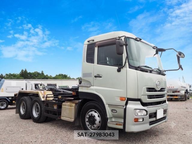 Nissan QUON 2012-05 8231441-6