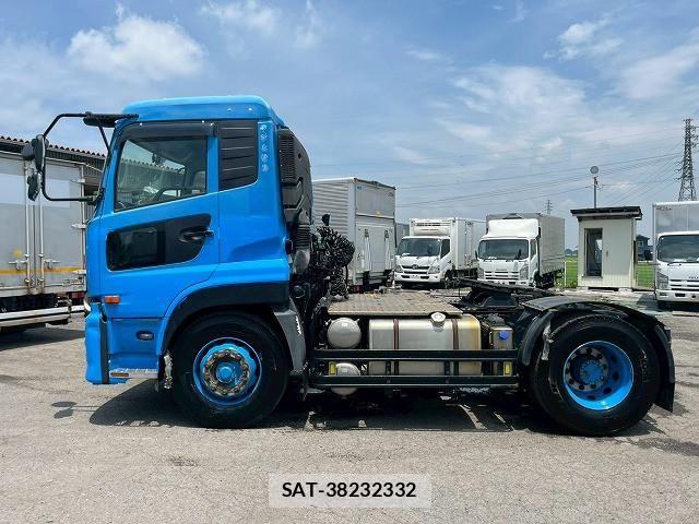 Nissan QUON 2016-11 8231446-9