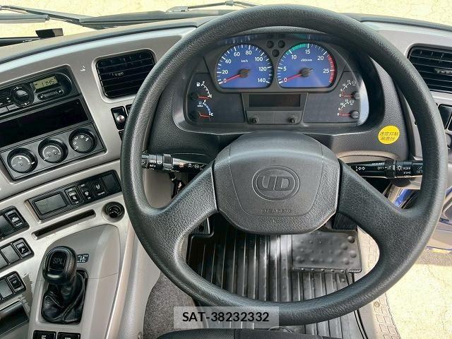 Nissan QUON 2016-11 8231446-21
