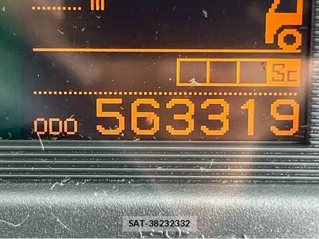 Nissan QUON 2016-11 8231446-22