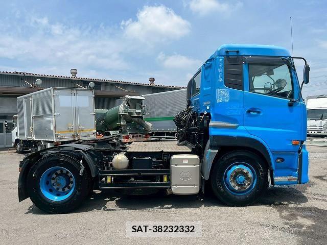 Nissan QUON 2016-11 8231446-5