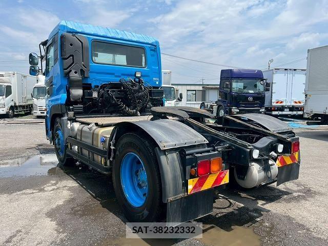 Nissan QUON 2016-11 8231446-8