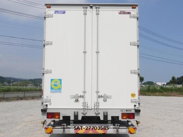 Nissan QUON 2017-08 8231434-6