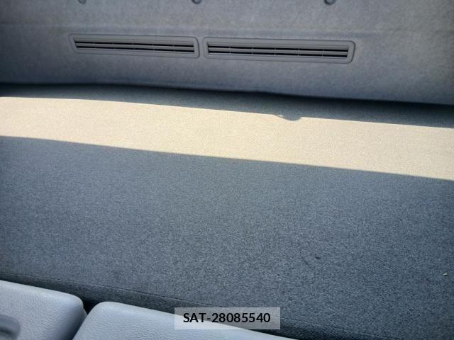 Nissan QUON 2021-10 8246433-22