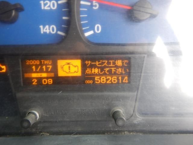 Nissan QUON 2014-11 8311141-10