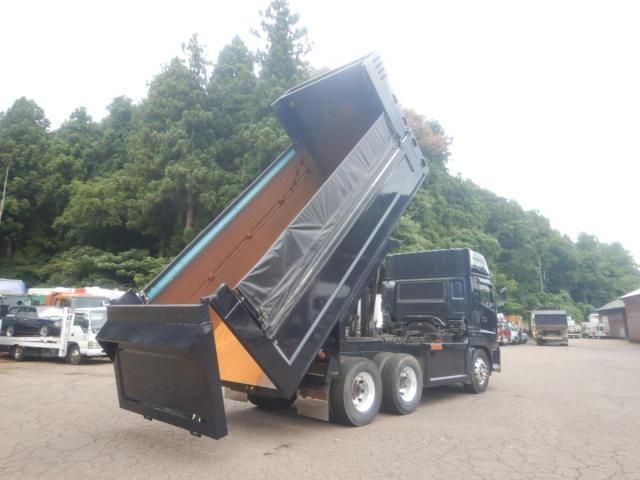 Nissan QUON 2014-11 8311141-22