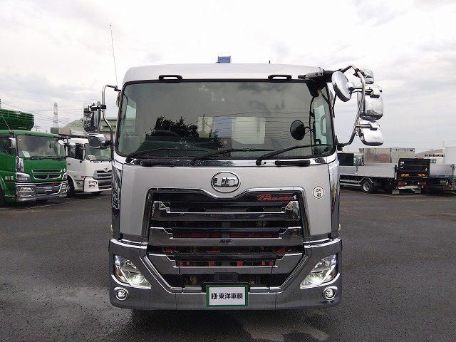 Nissan QUON 2019-06 8311140-1