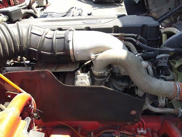 Nissan QUON 2019-06 8311140-20