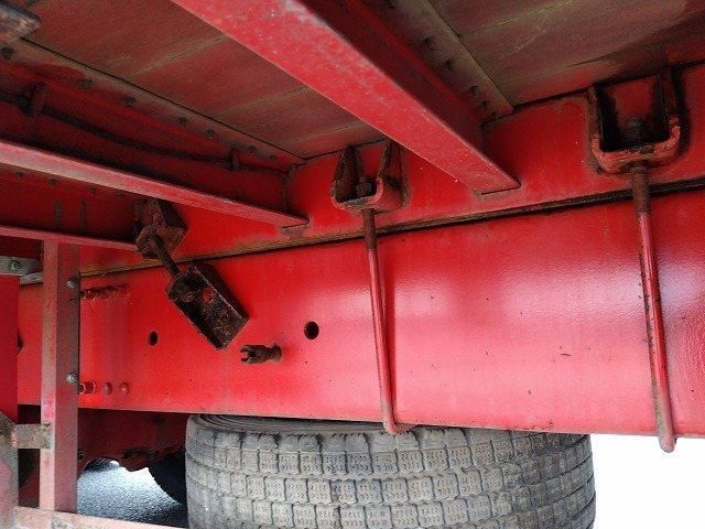 Nissan QUON 2019-06 8311140-22