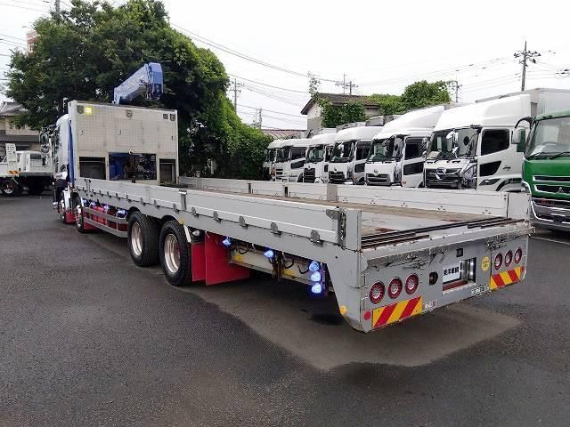 Nissan QUON 2019-06 8311140-5