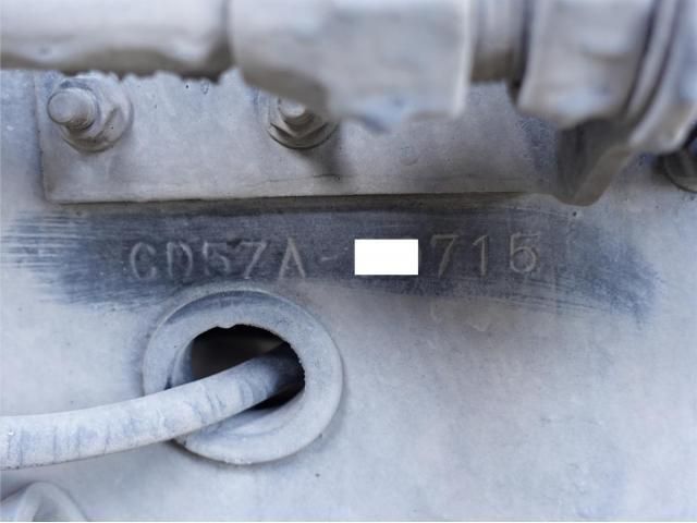 Nissan QUON 2011-05 8331987-13
