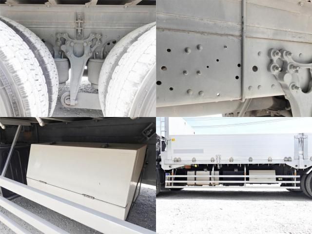 Nissan QUON 2011-05 8331987-17