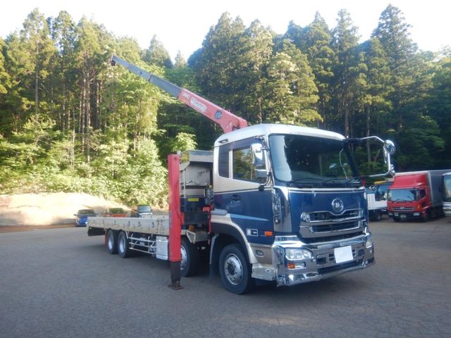 Nissan QUON 2012-01 8331971-19