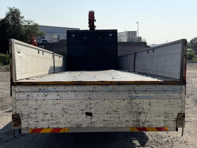 Nissan QUON 2013-06 8331978-22