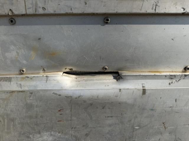 Nissan QUON 2013-06 8331978-29