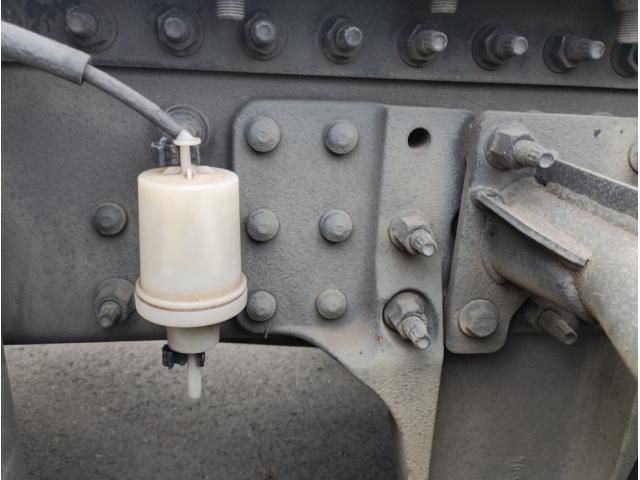 Nissan QUON 2019-04 8331973-14