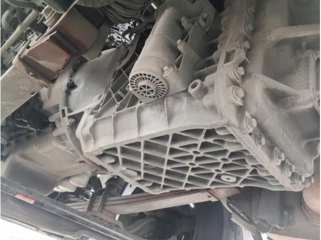 Nissan QUON 2019-04 8331973-17