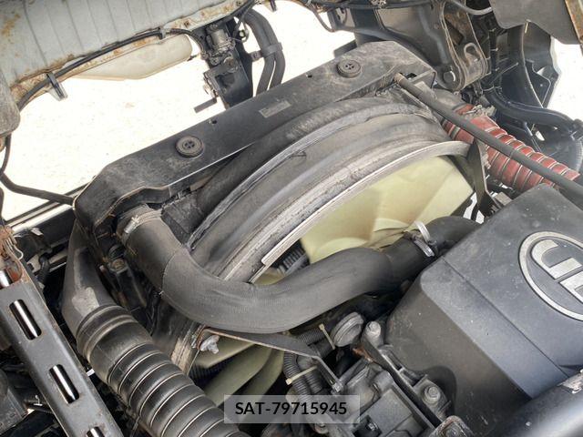 Nissan QUON 2018-07 8337532-10