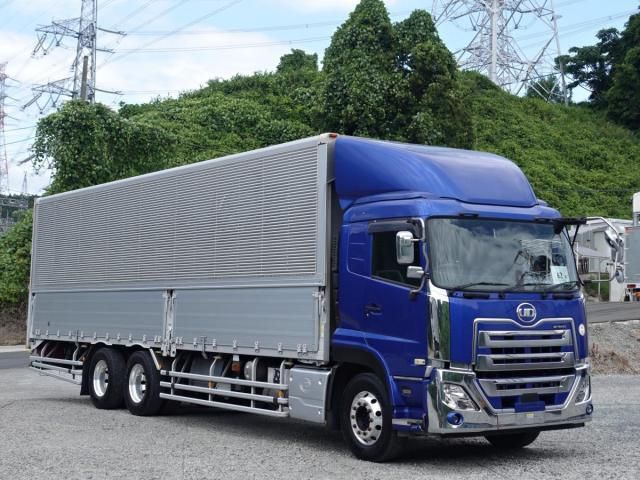 Nissan QUON 2018-05 8331976-22