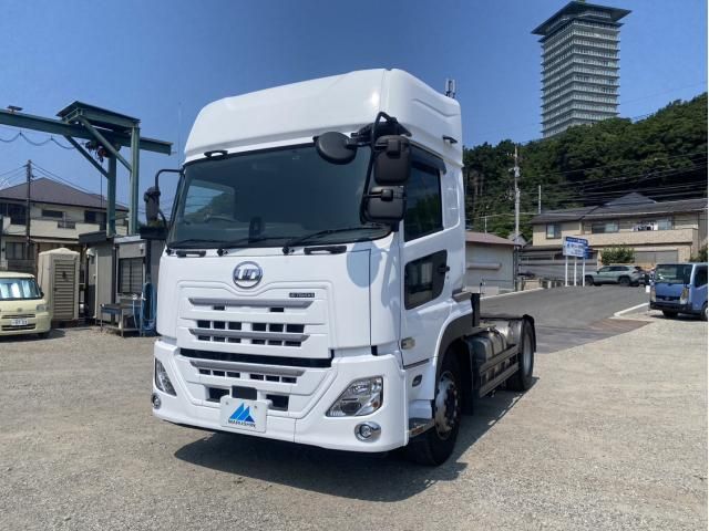 Nissan QUON 2018-10 8331972-0