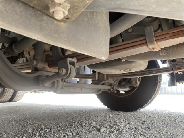 Nissan QUON 2018-10 8331972-18
