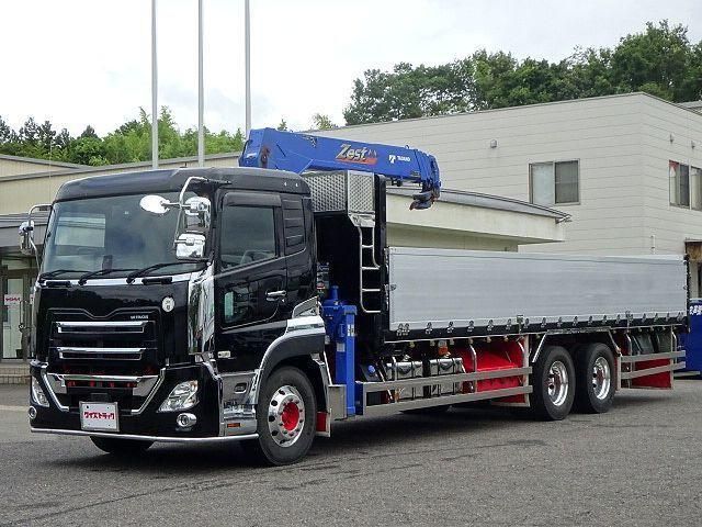 Nissan QUON 2021-07 8331970-1