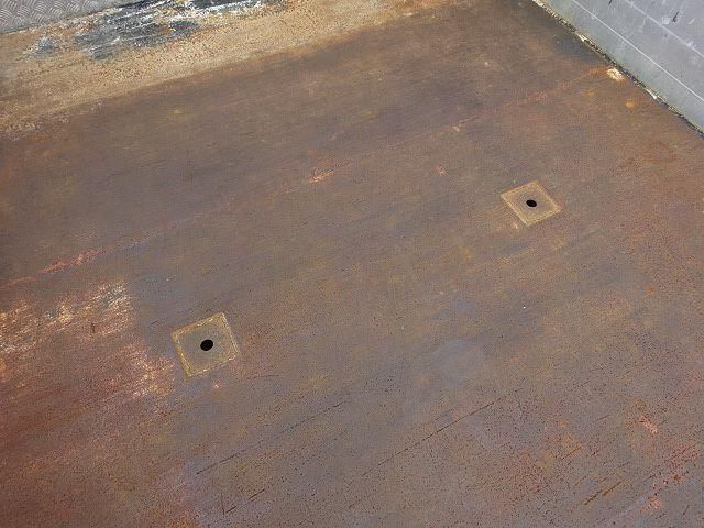 Nissan QUON 2021-07 8331970-27