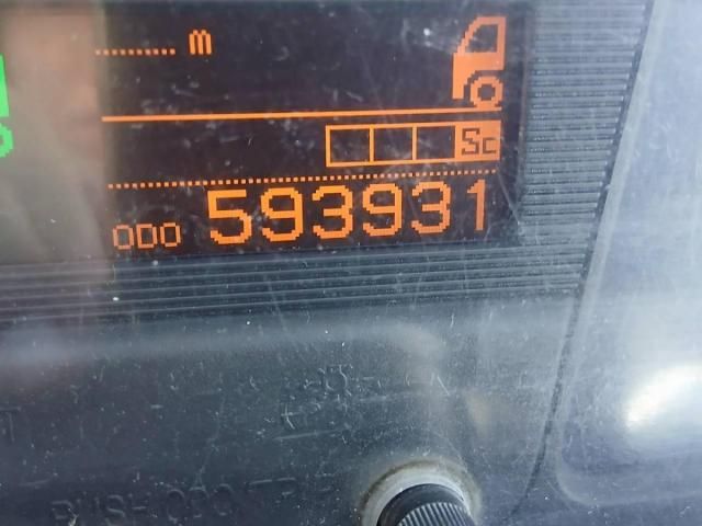 Nissan QUON 2017-12 8331989-23