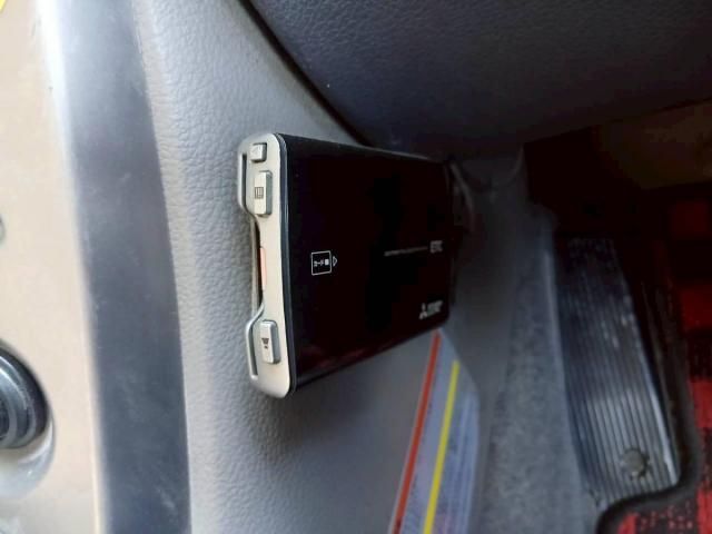 Nissan QUON 2017-12 8331989-26