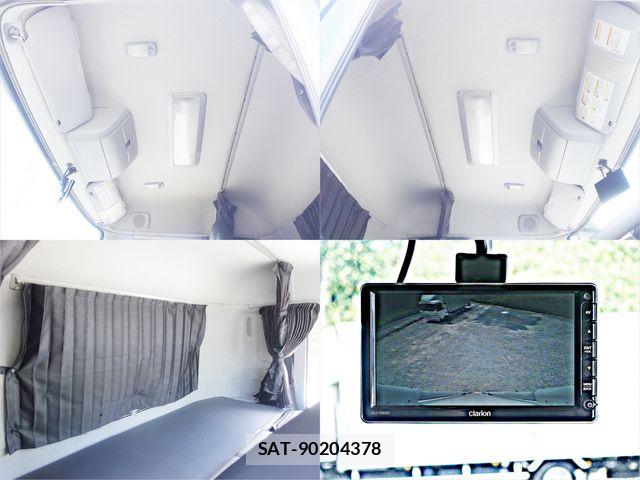 Nissan QUON 2018-05 8337533-19