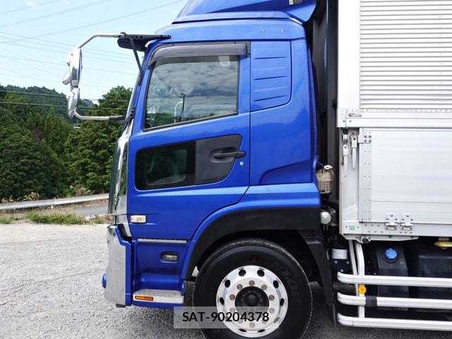 Nissan QUON 2018-05 8337533-6